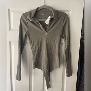 Abercrombie & Fitch ribbed long sleeve bodysuit